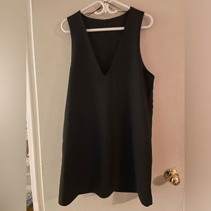 Uniqlo GU Black Pinafore Dress with pockets and lining
